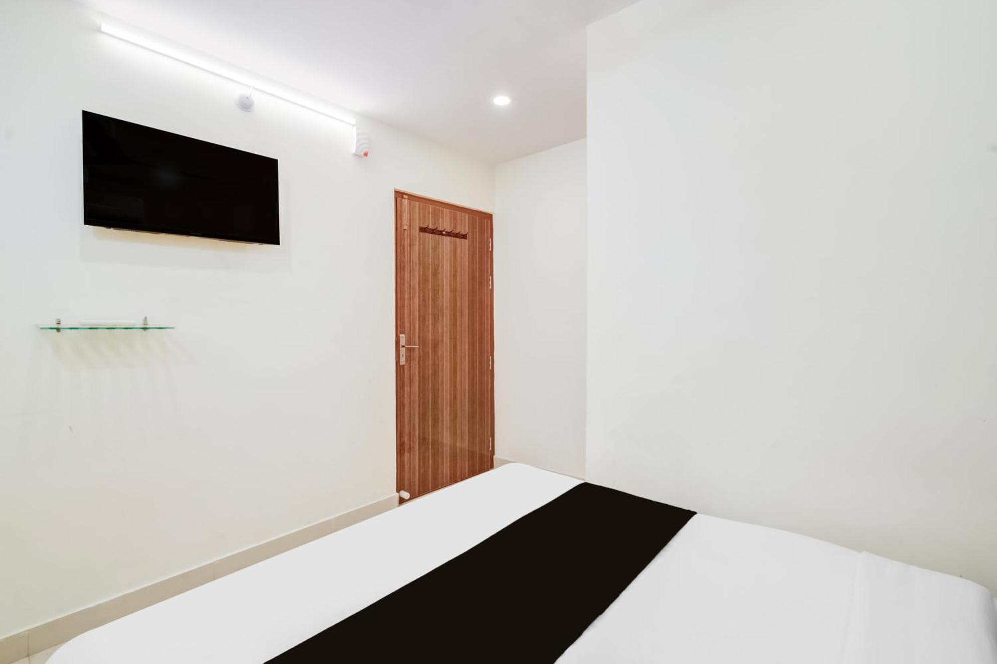 Hotel Super O Neredmet Road