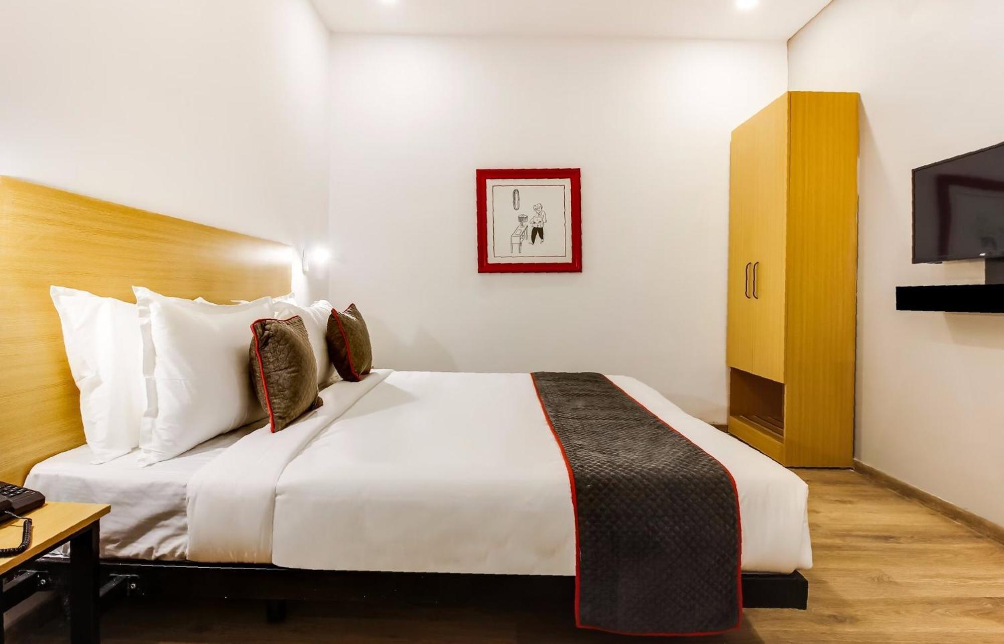 Hotel Townhouse De Alphabet Hyderabad