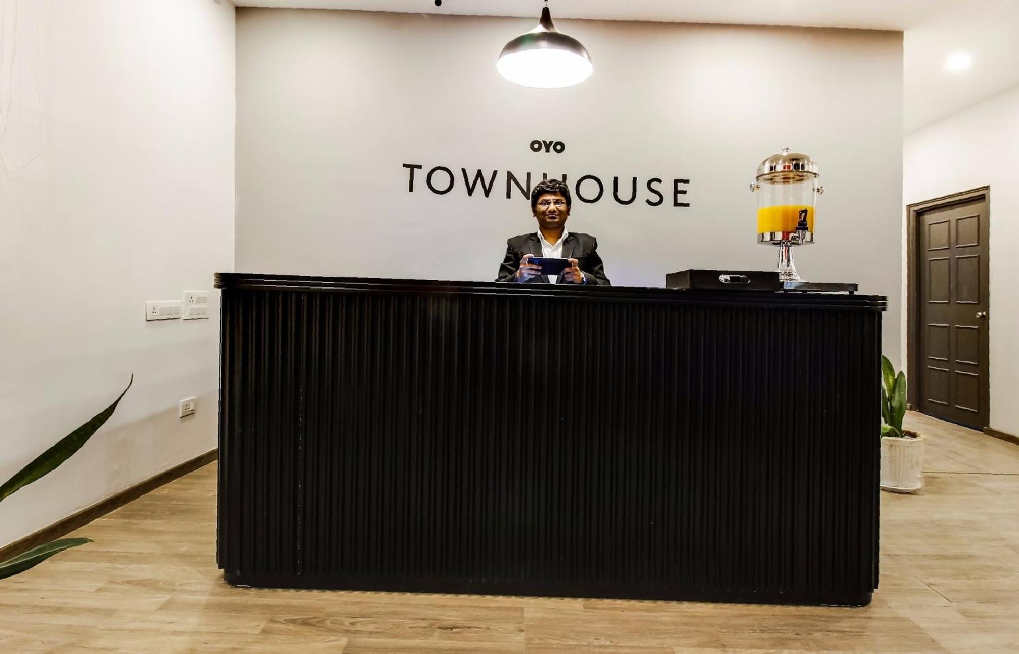 Townhouse De Alphabet 4*