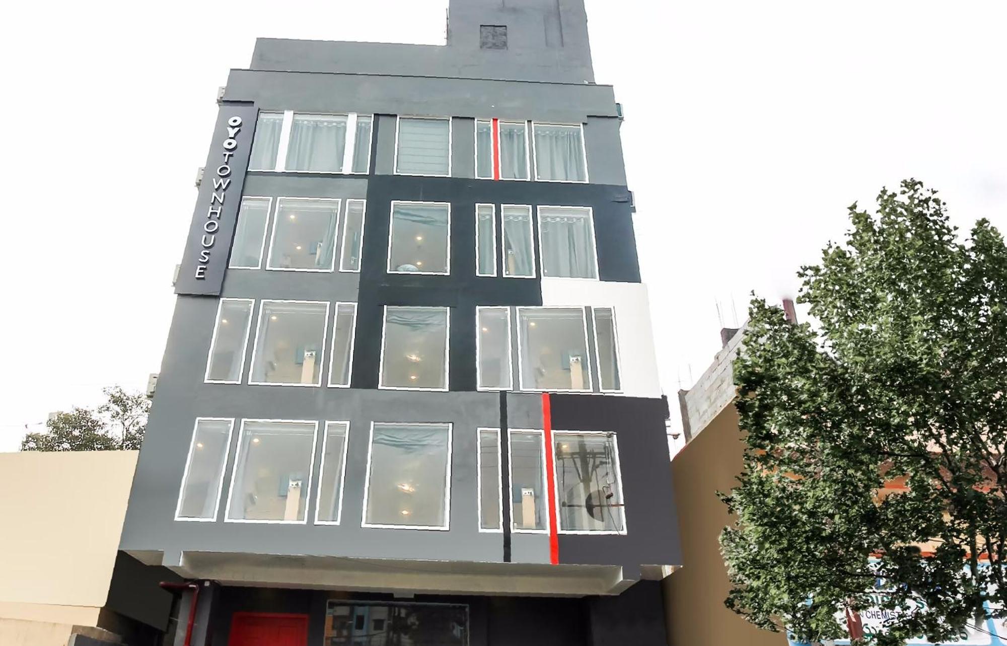 Townhouse De Alphabet 4* Hyderabad