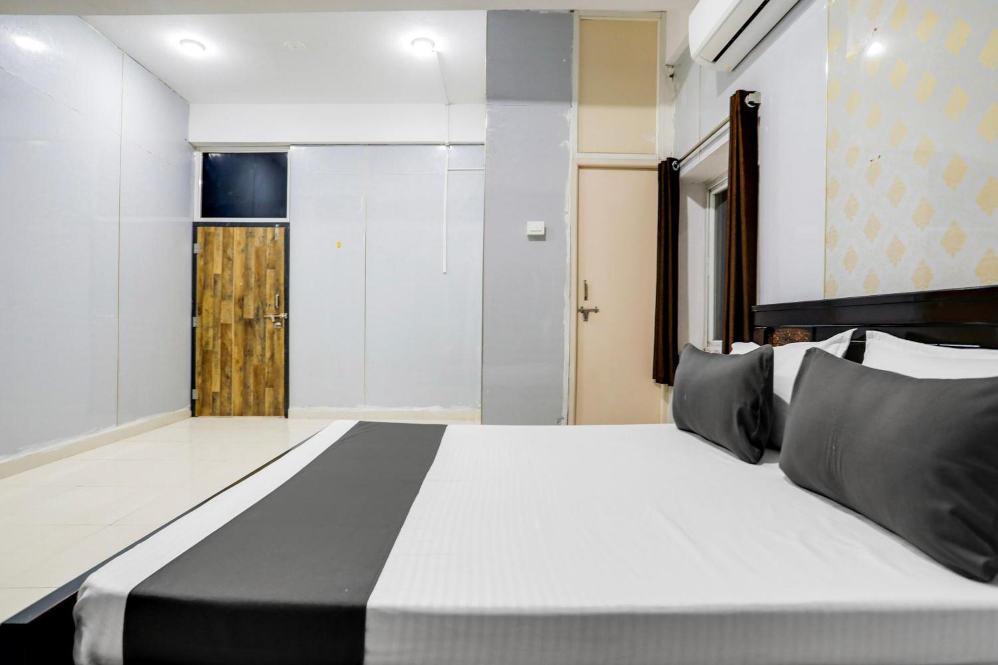Super O Veduka Banquets & Luxury Hotel 3*