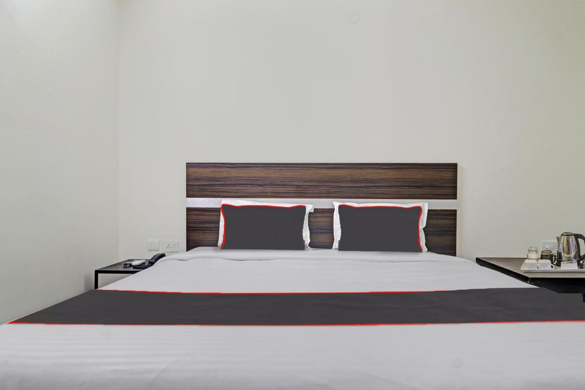 Collection O Ss Metro Ritz 4*
