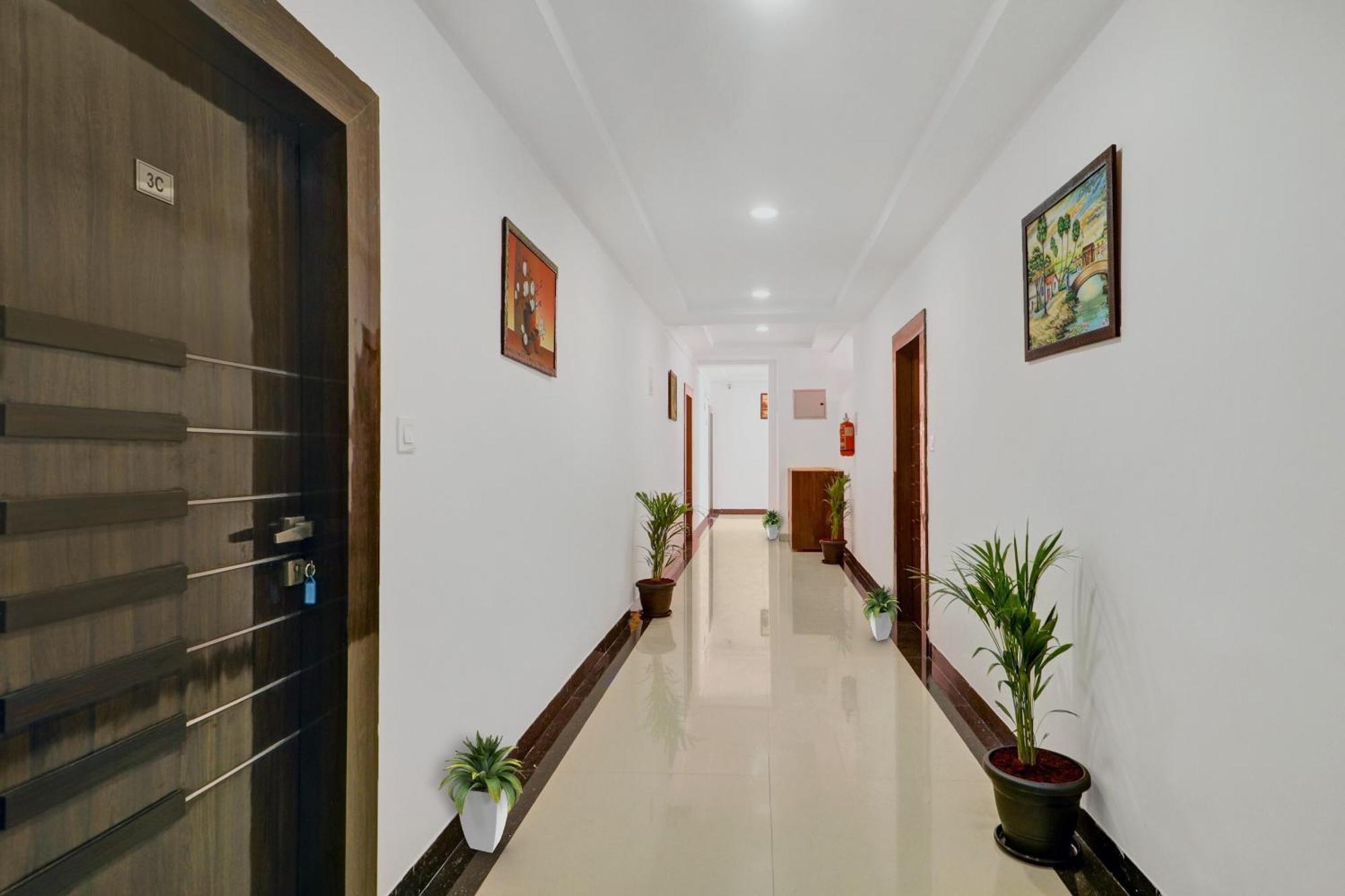 Super Townhouse Rcc Park View