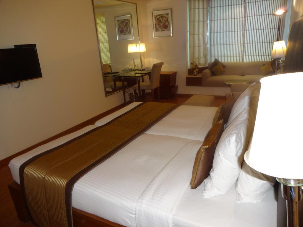 Hotel Ohris Banjara 4*