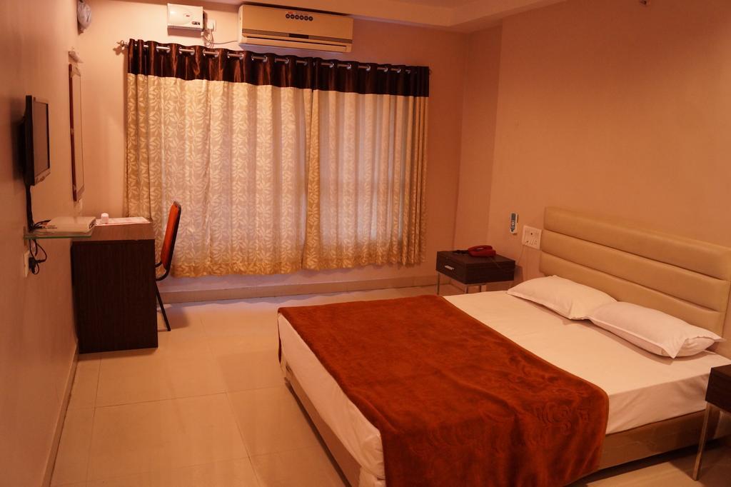 Anshu Grand 2*