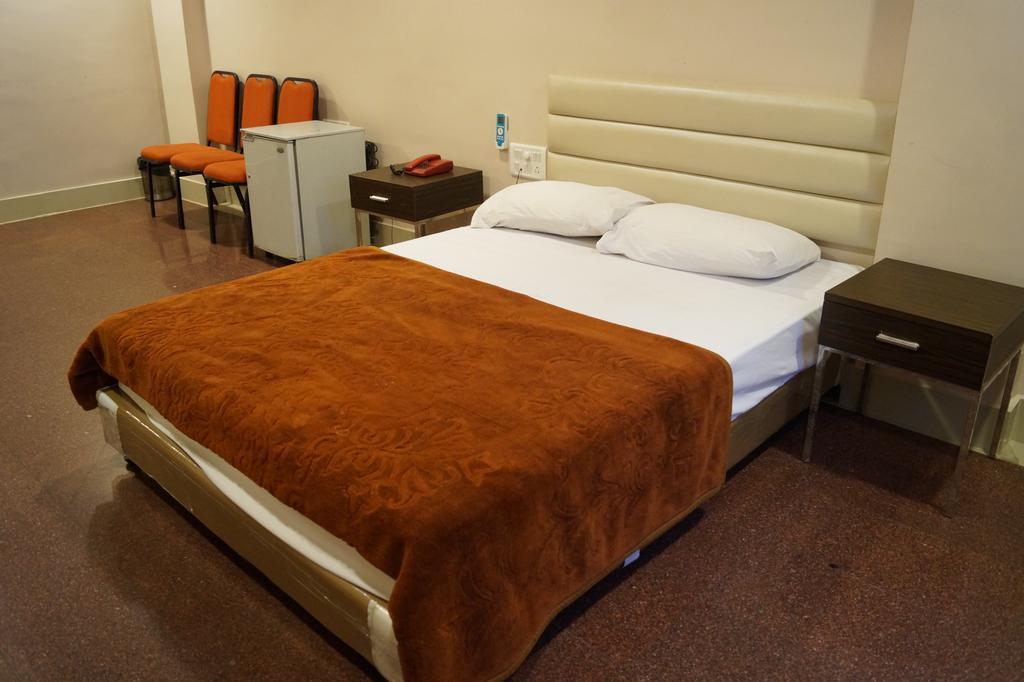 Anshu Grand 2* Hyderabad