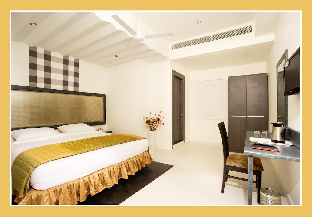 O Palak Residency Near Erragadda Metro Station