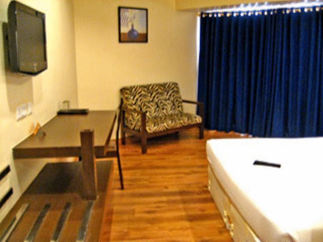 Hotel Woodbridge Grand Hyderabad