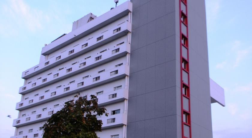 Red Fox By Lemon Tree Hotels, 3*