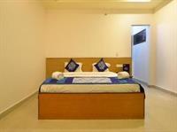Hotel Oyo Premium Lakdi Ka Pul Regency
