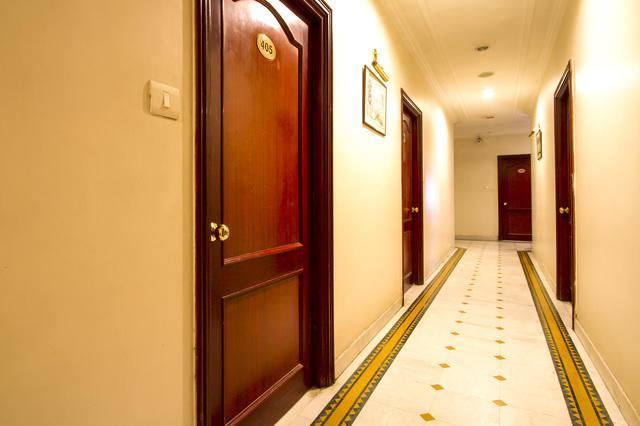 Raj International 3*