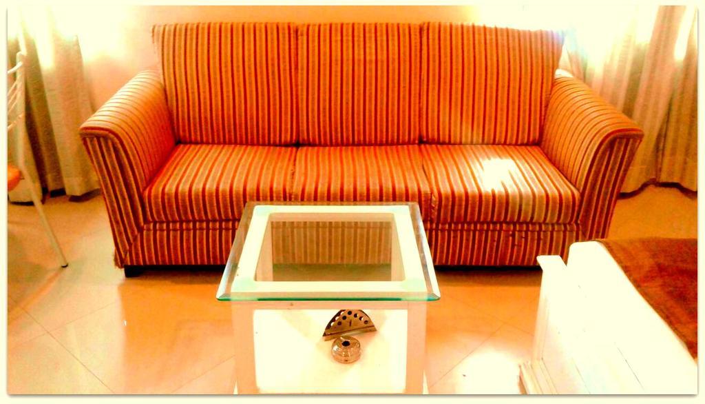 Raj International 3*