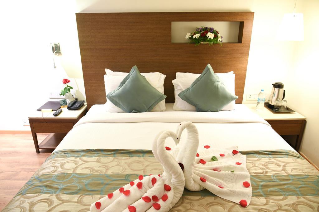 Quality Residency Hotel 3*