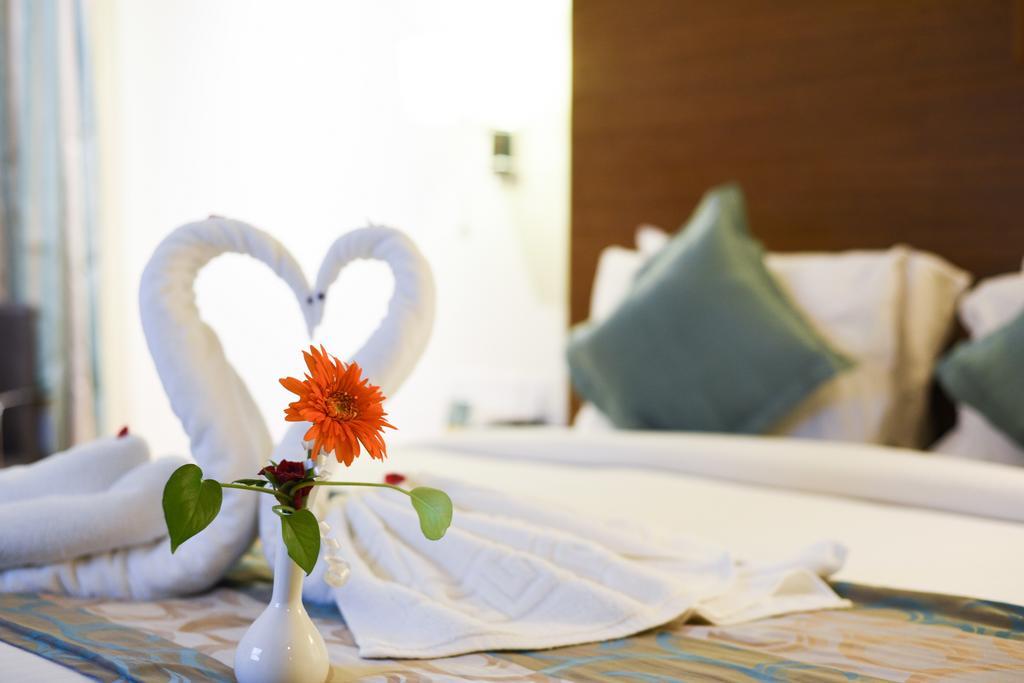 Quality Residency Hotel 3*
