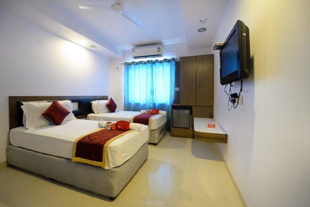 Hotel Oyo Fernandez Hospital Kacheguda 3*