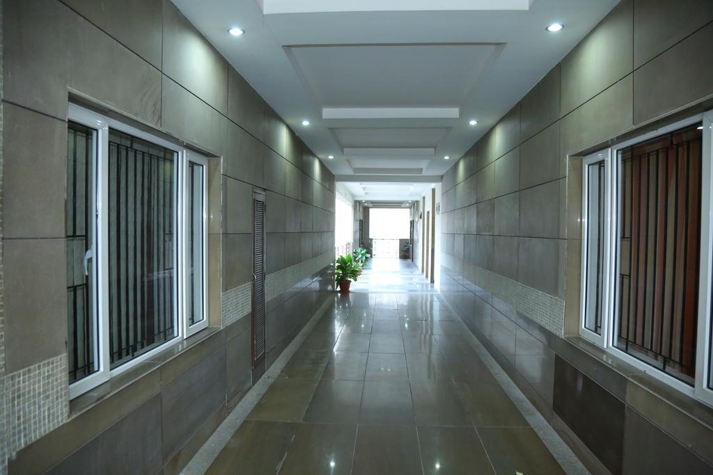 Swan Madhapur Bed & Breakfast