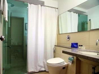 Hotel Oyo Premium Shilparamam Hitech Hyderabad