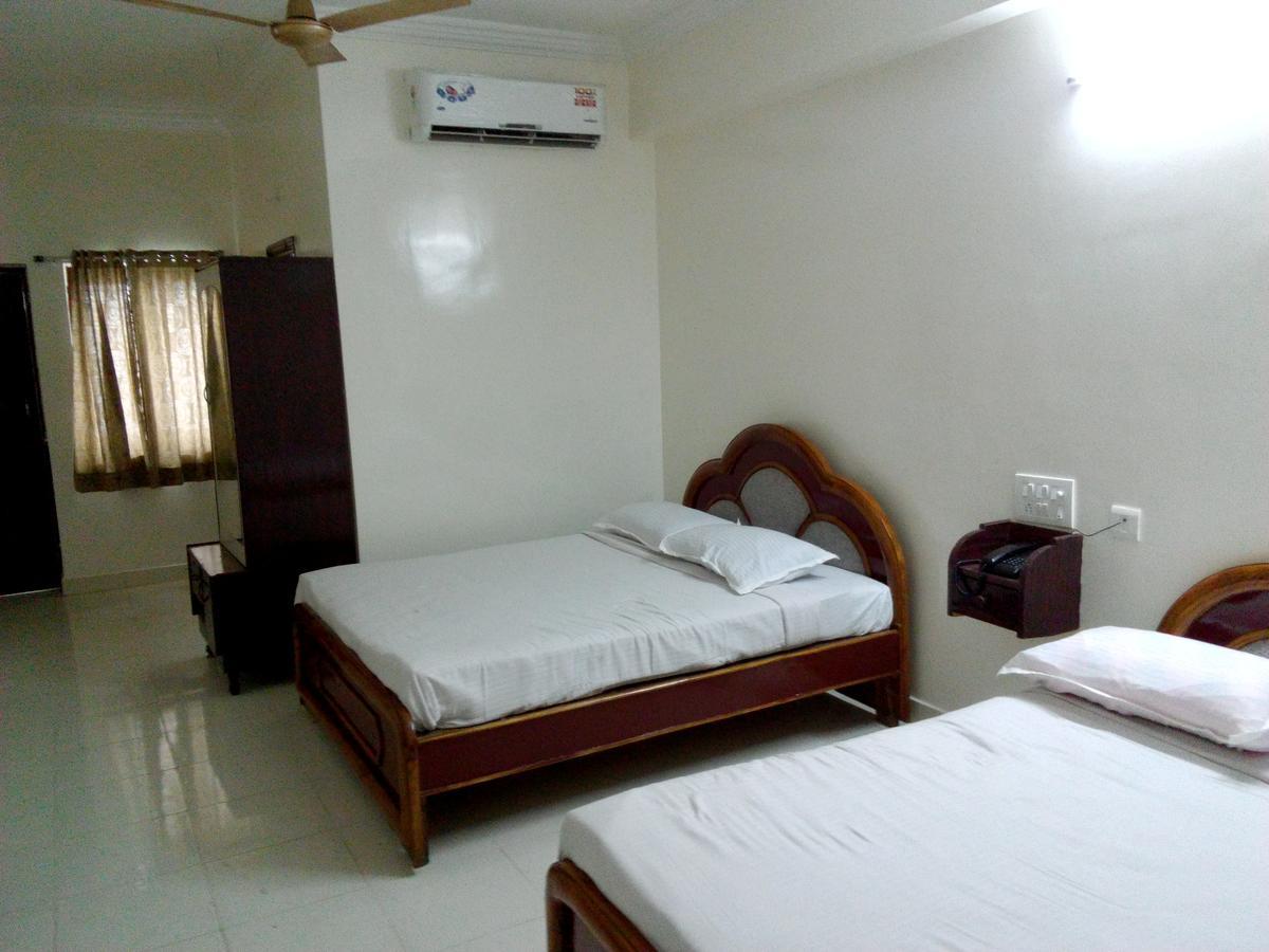 Sahasra Residency Hotel *