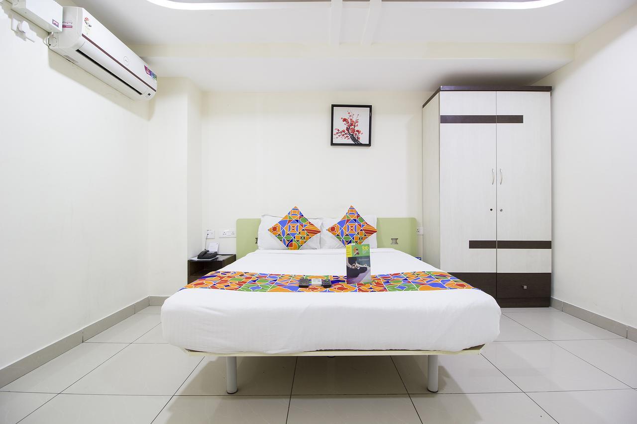 Fabhotel Siri Madhapur - Fully Vaccinated Staff Hotel
