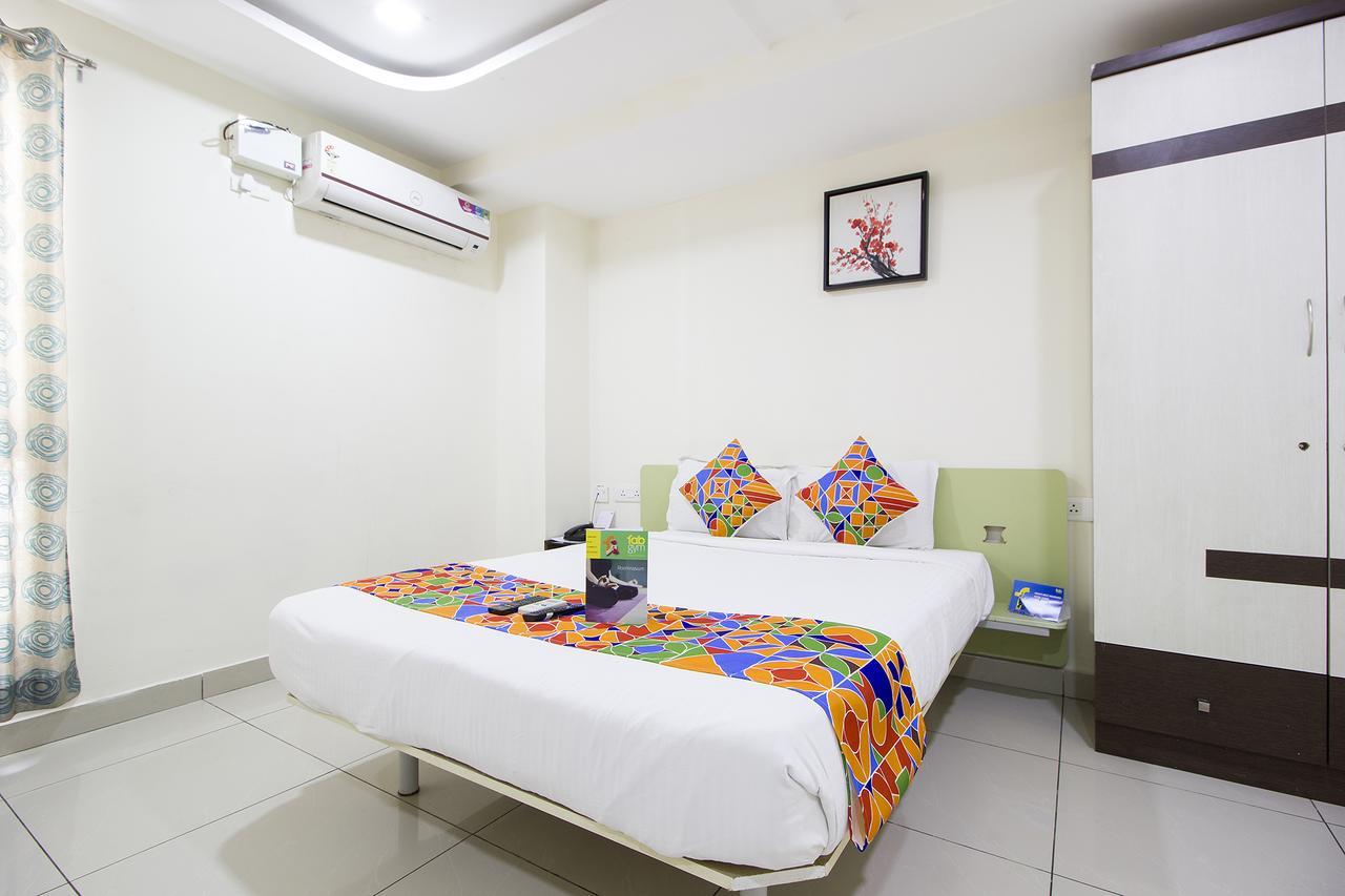 Fabhotel Siri Madhapur - Fully Vaccinated Staff