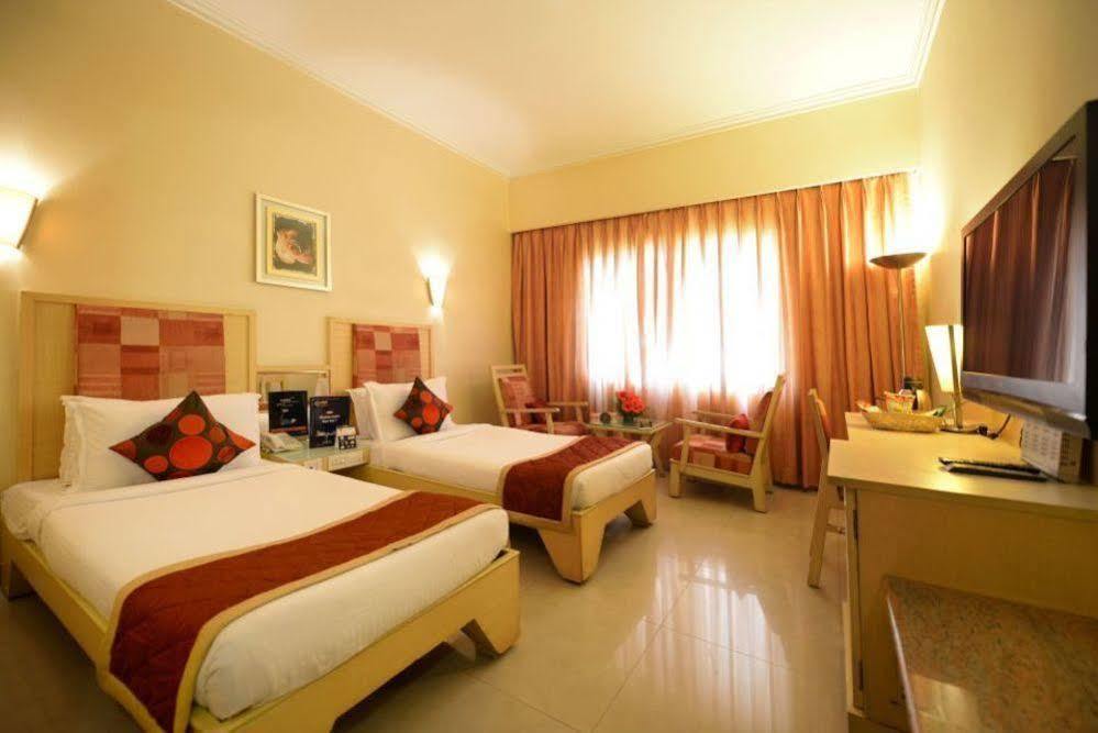 Oyo Premium Somajiguda 3* Hyderabad
