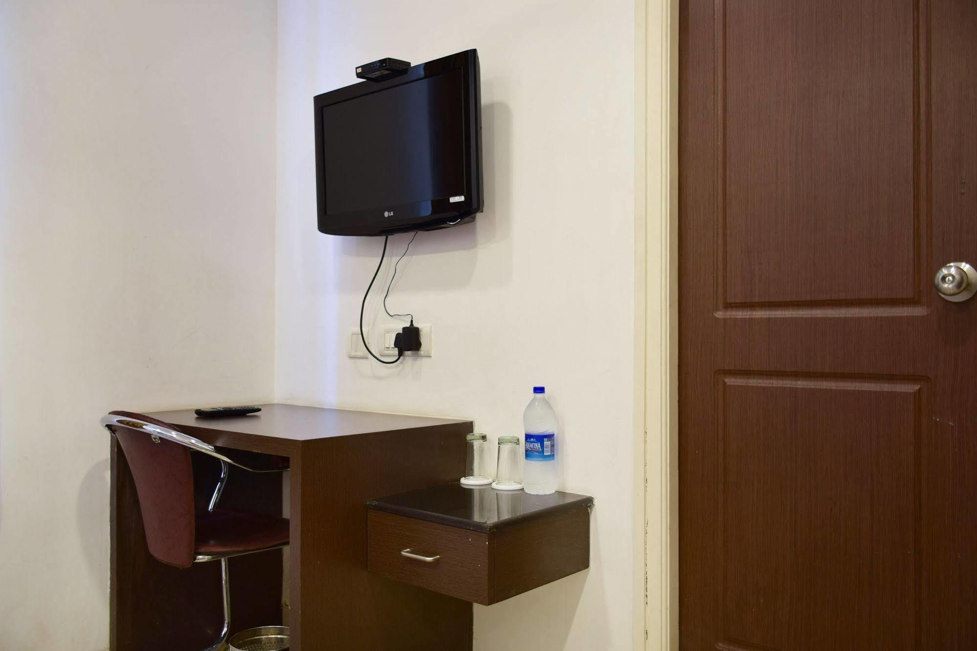 Hotel Zo Sr Nagar Hyderabad