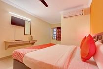 Indu Pearls Hotel 3*
