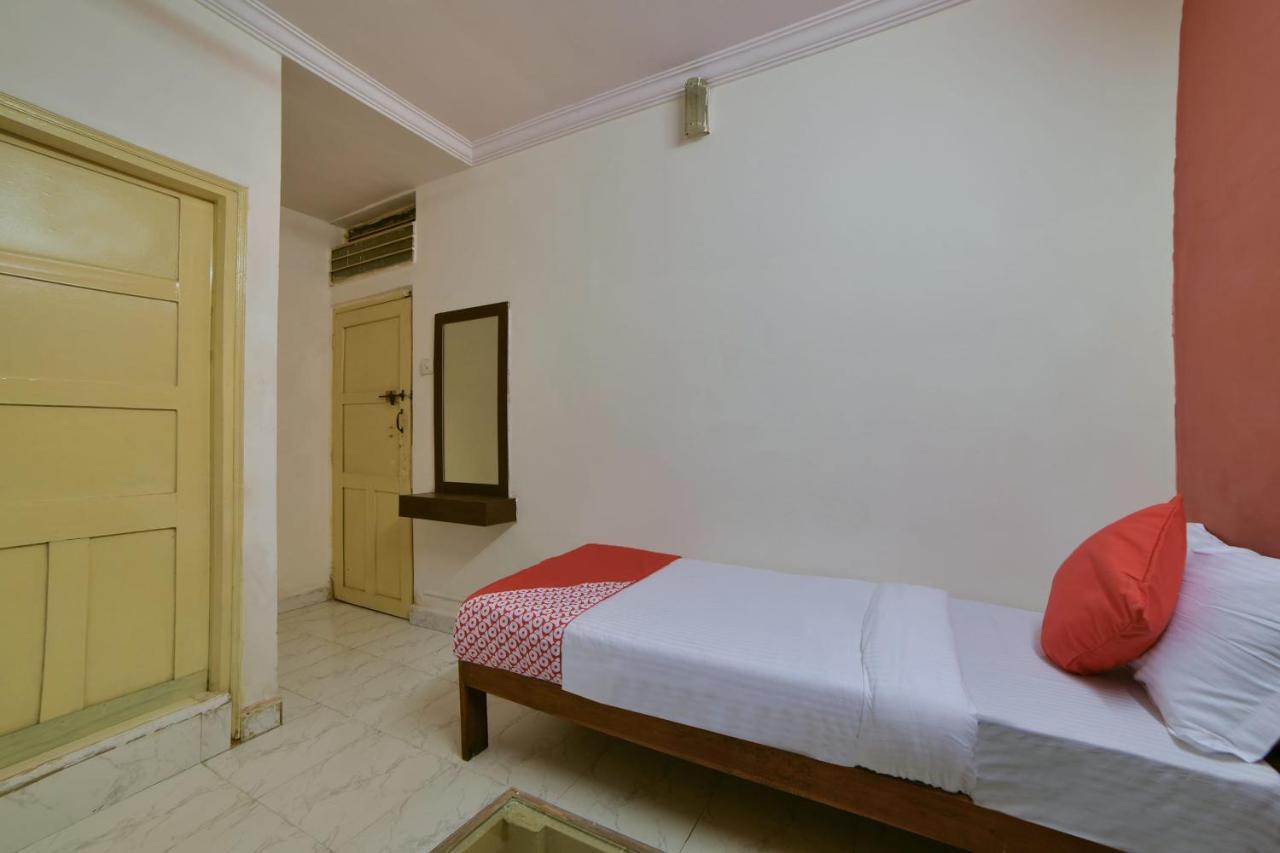Hotel Oyo 16533 Sudarshan 3*