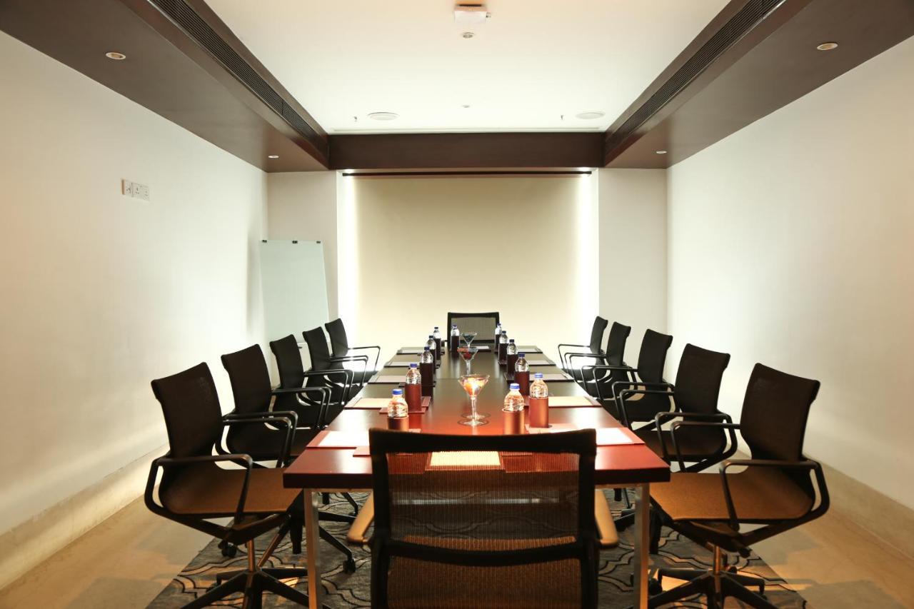 Hotel Mercure Kcp Banjara Hills, An Accor 5*