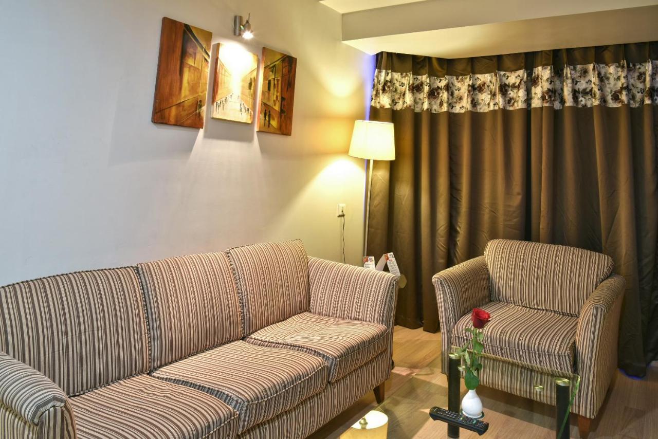 Quality Residency Hotel 3*