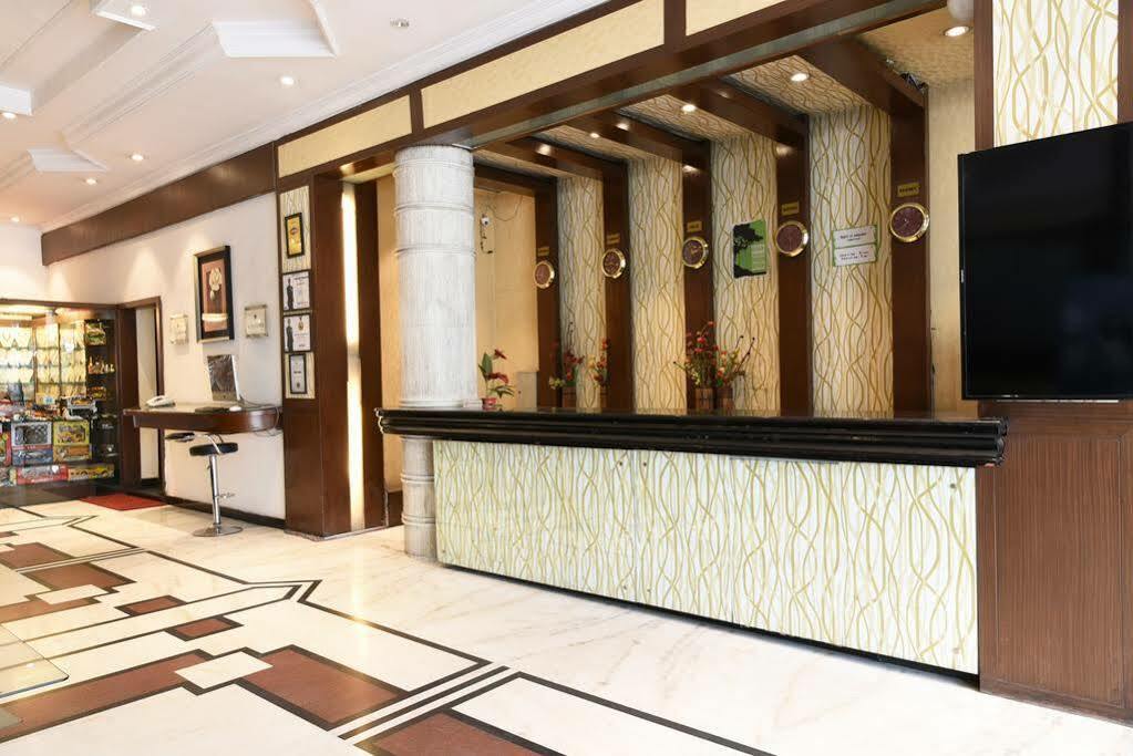 Hotel Woodbridge Grand