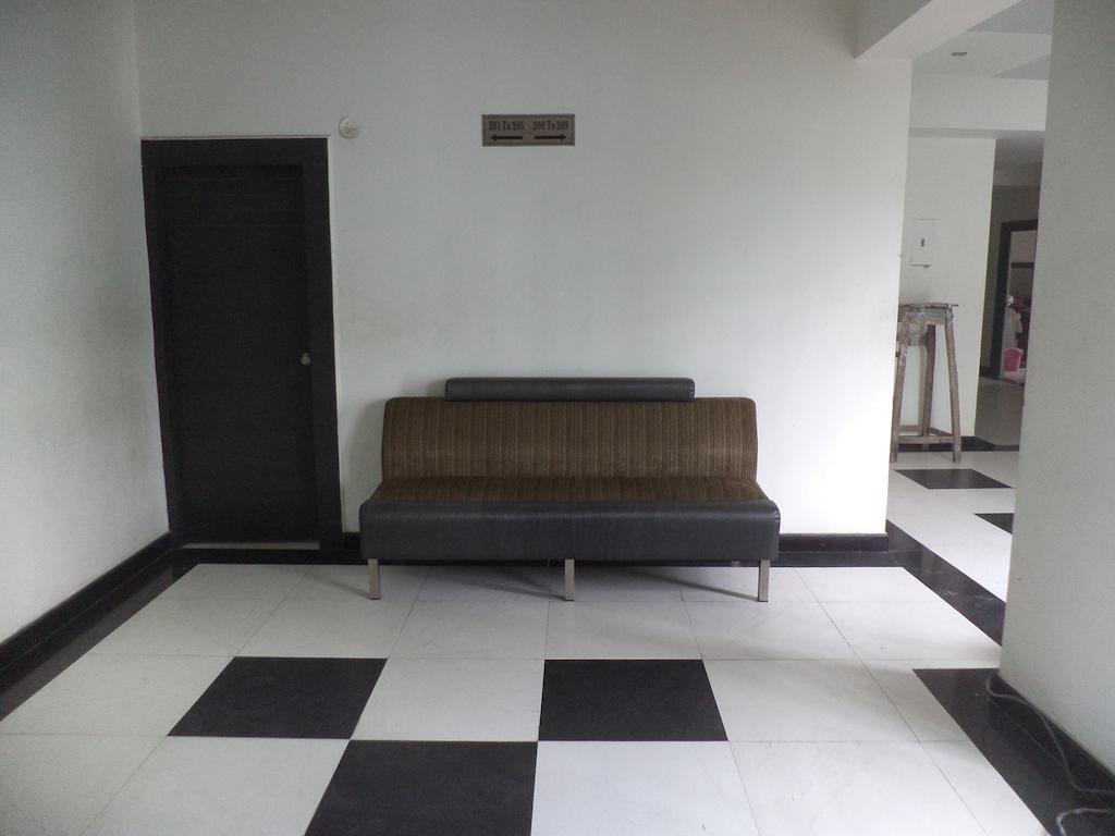 O Palak Residency Near Erragadda Metro Station