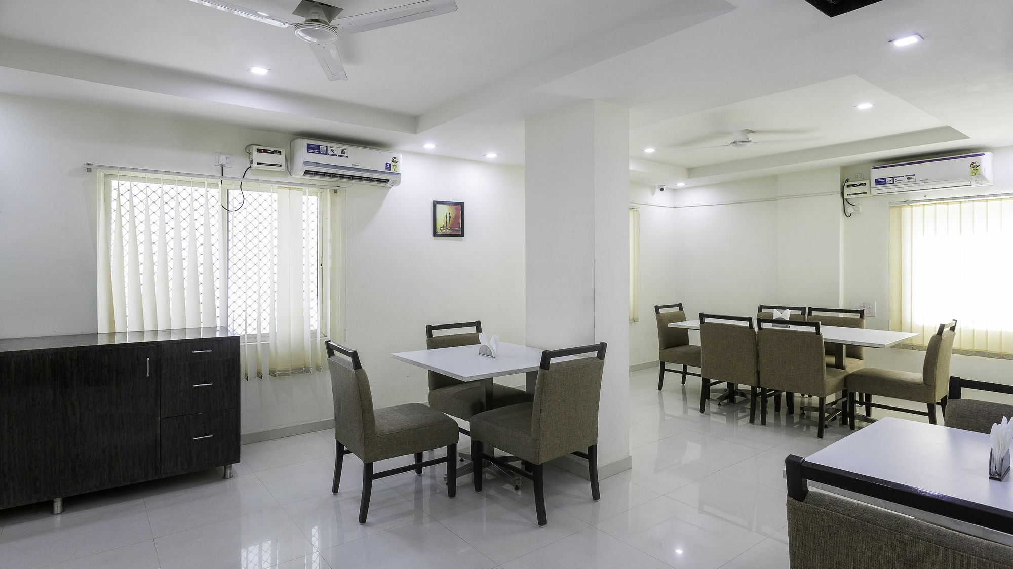 Itsy By Treebo - Tals Hytek Hyderabad