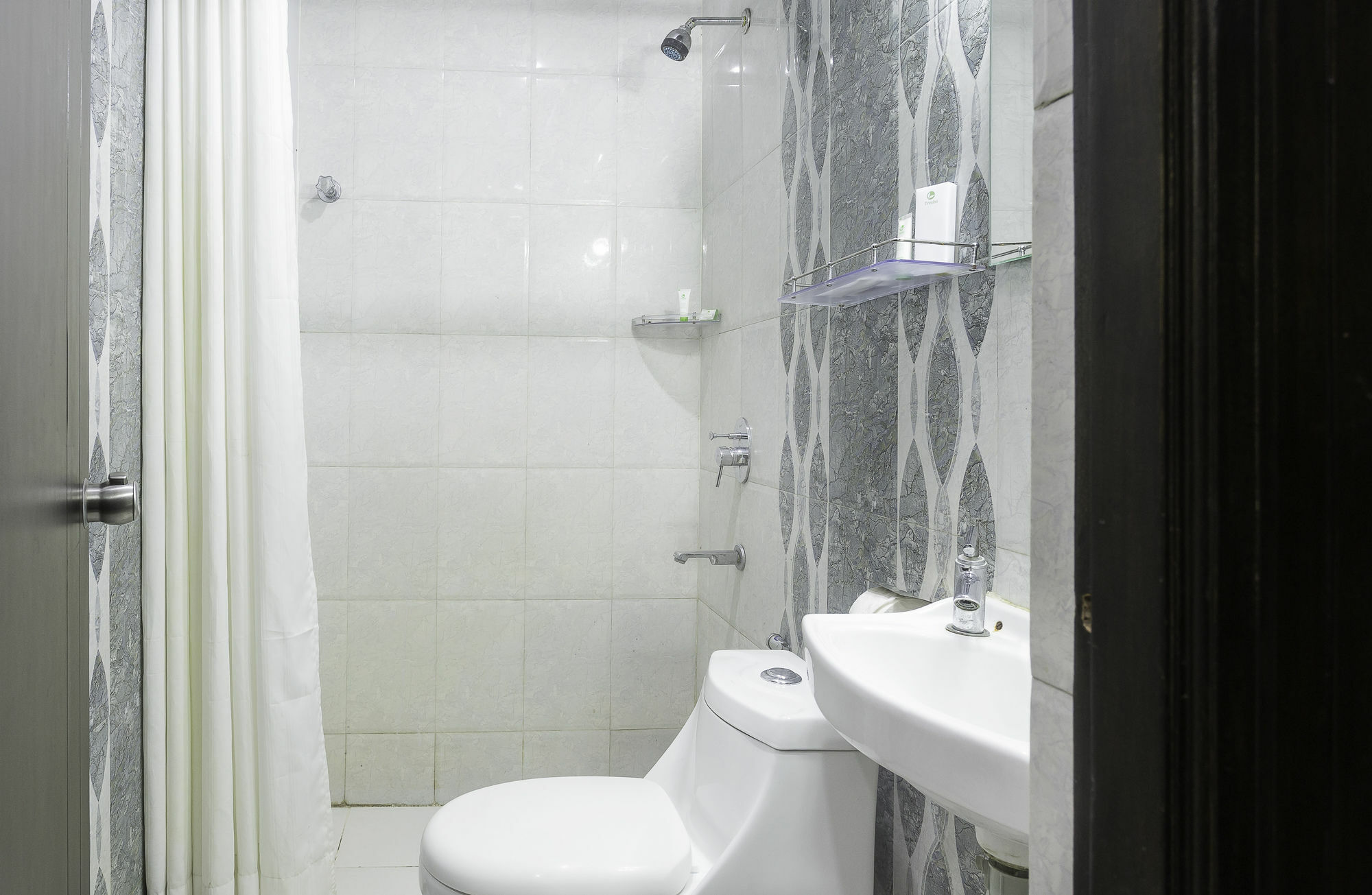 Itsy By Treebo - Tals Hytek Hotel 3*