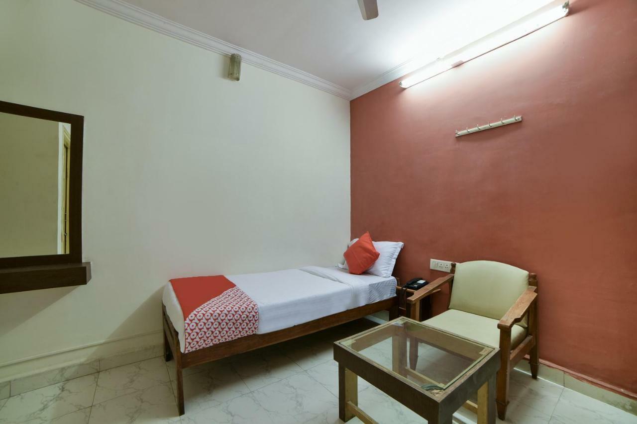 Oyo 16533 Sudarshan Hyderabad