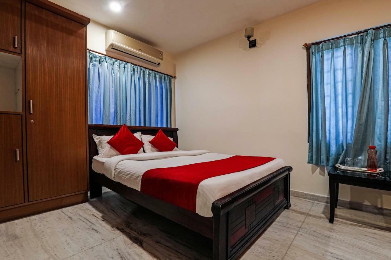 Hotel Oyo 17206 Maanne Hospitality Services 3*