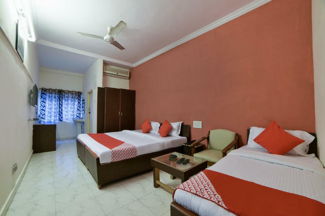 Hotel Oyo 16533 Sudarshan 3*
