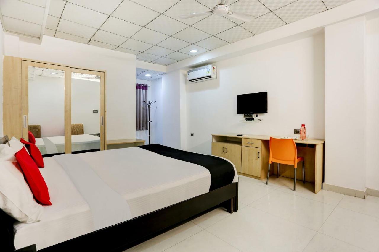 Oyo 986 Akhand Homes