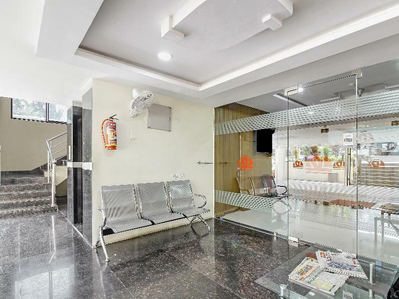 Hotel Oyo 28679 Sri Lakshmi Deluxe