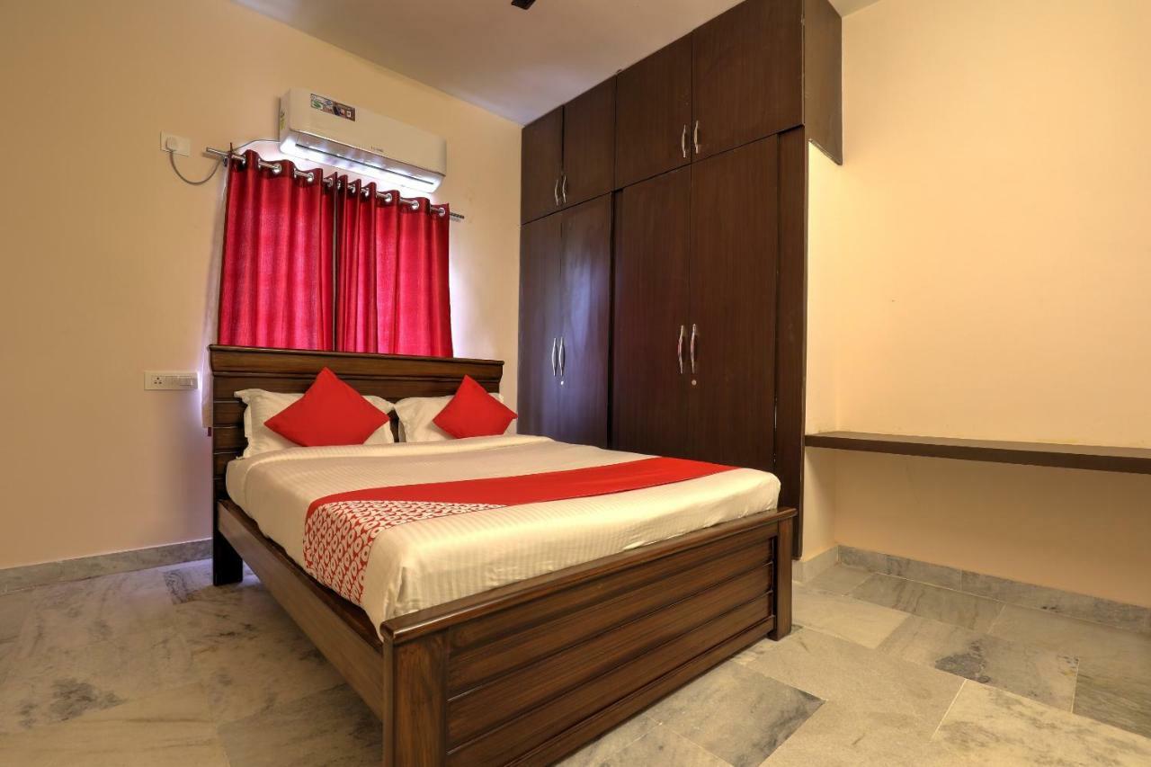 Oyo 15168 Sucasa Homes Hotel 3*