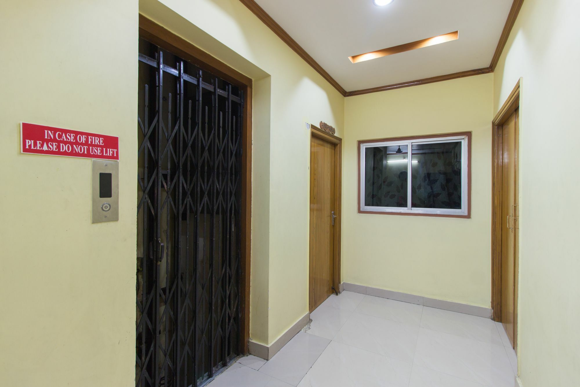 Fabhotel Karishma Homes Begumpet Hyderabad