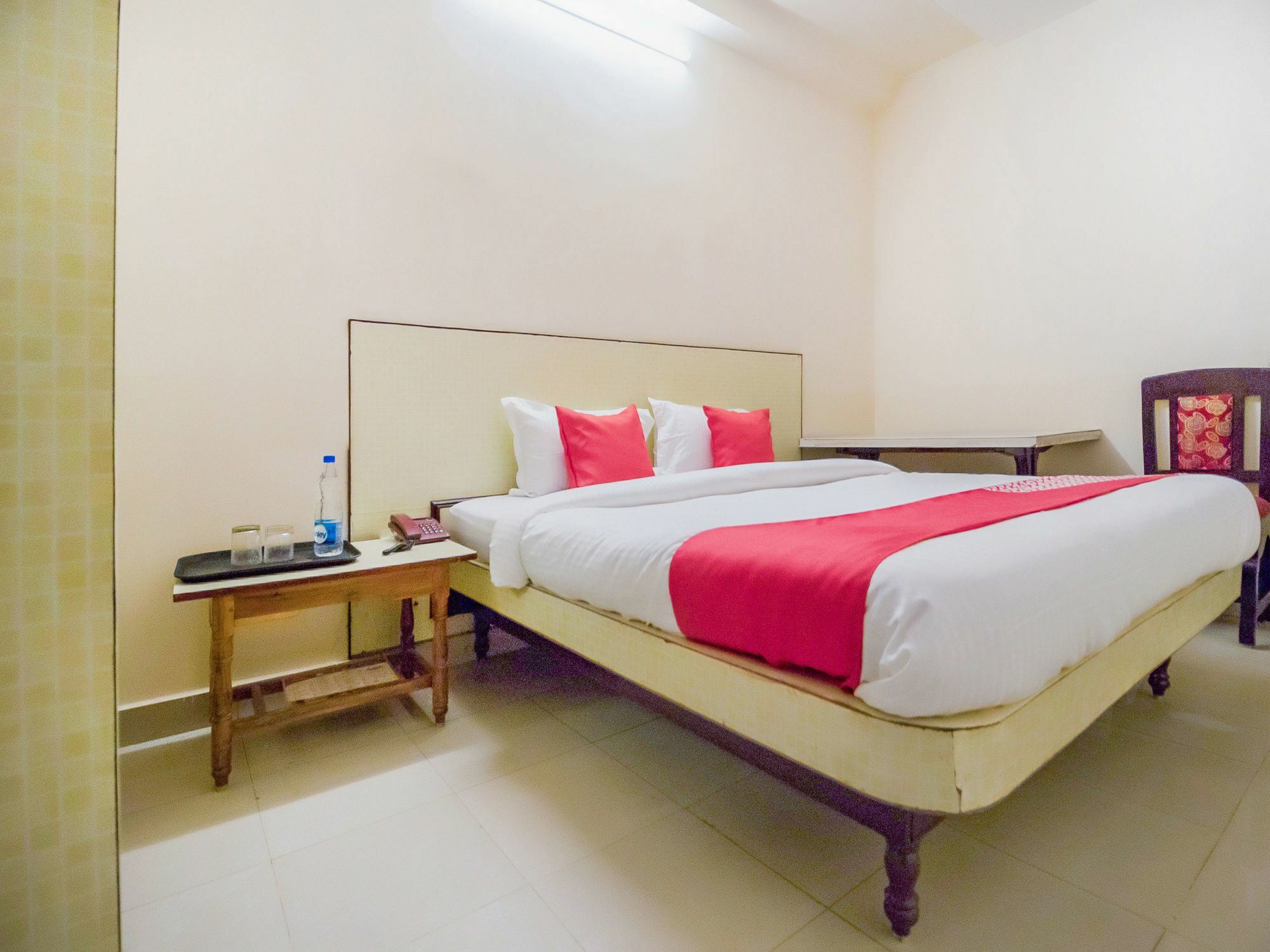 Oyo 13300 Anupama Residency Hotel