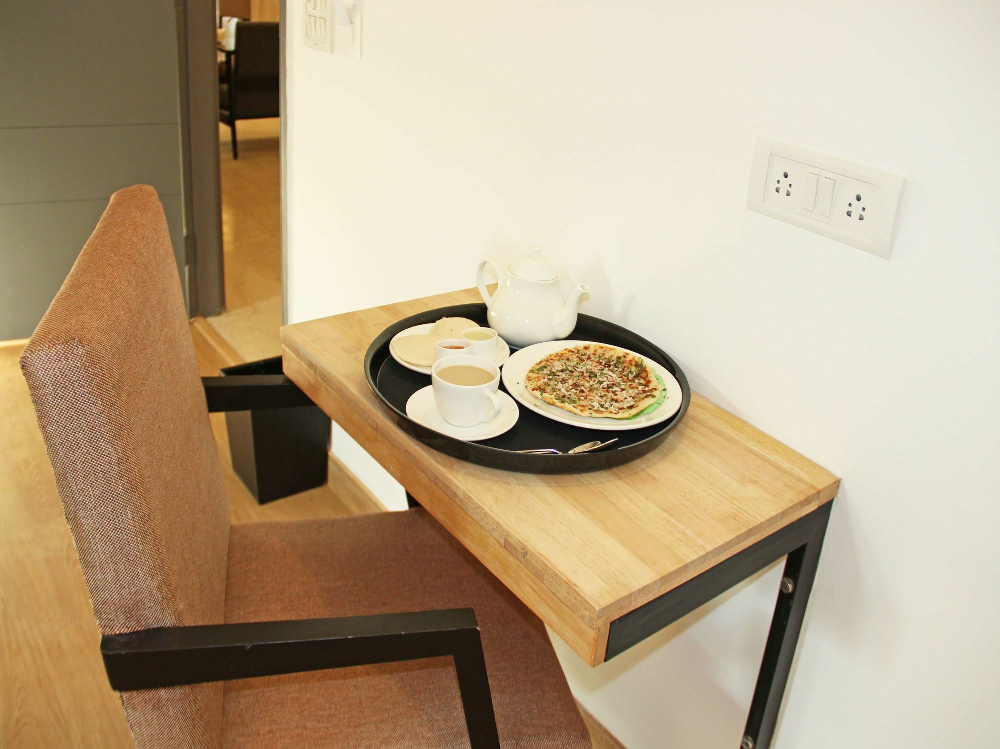 Oyo 13300 Anupama Residency