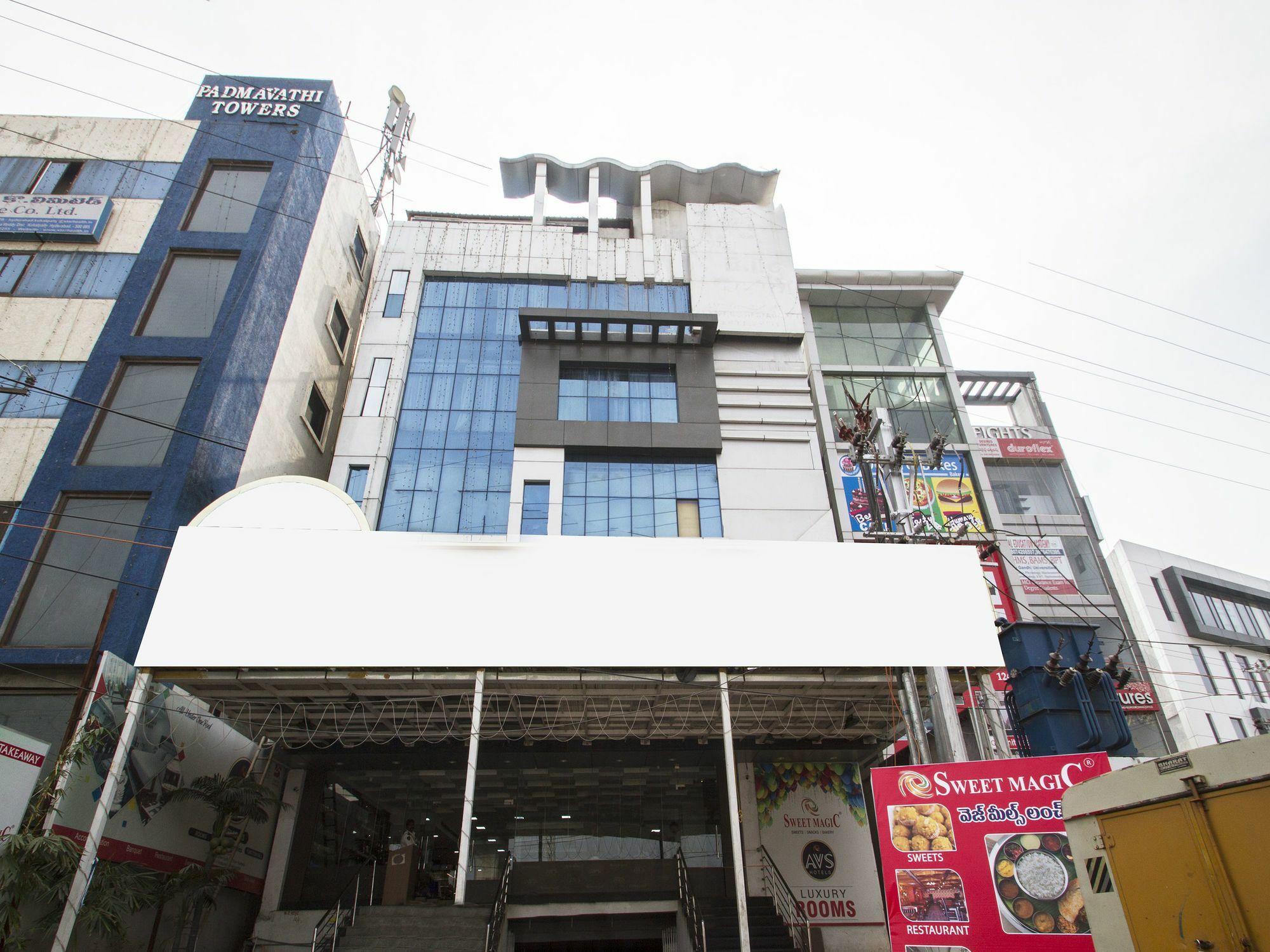 Hotel Oyo 10168 Avs Sweet Magic 3*