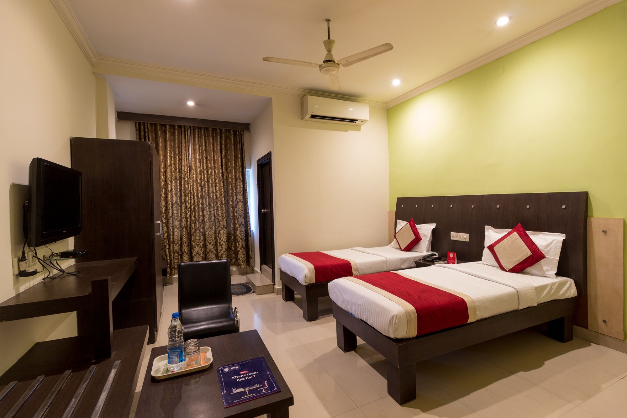 Super Collection O Alekhya Residency Hotel