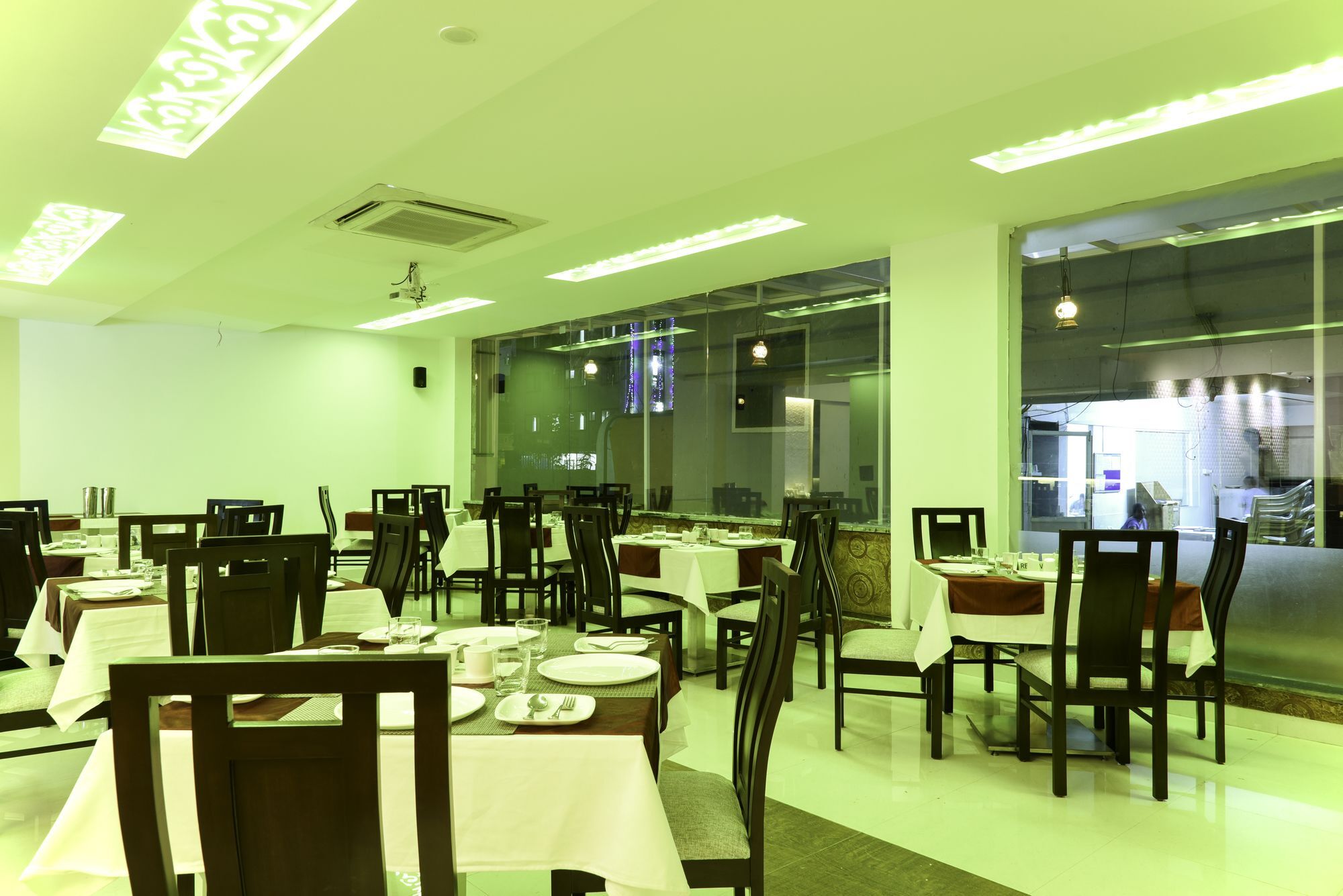 Fabhotel Prowell Caprock Hitech Hotel 3*
