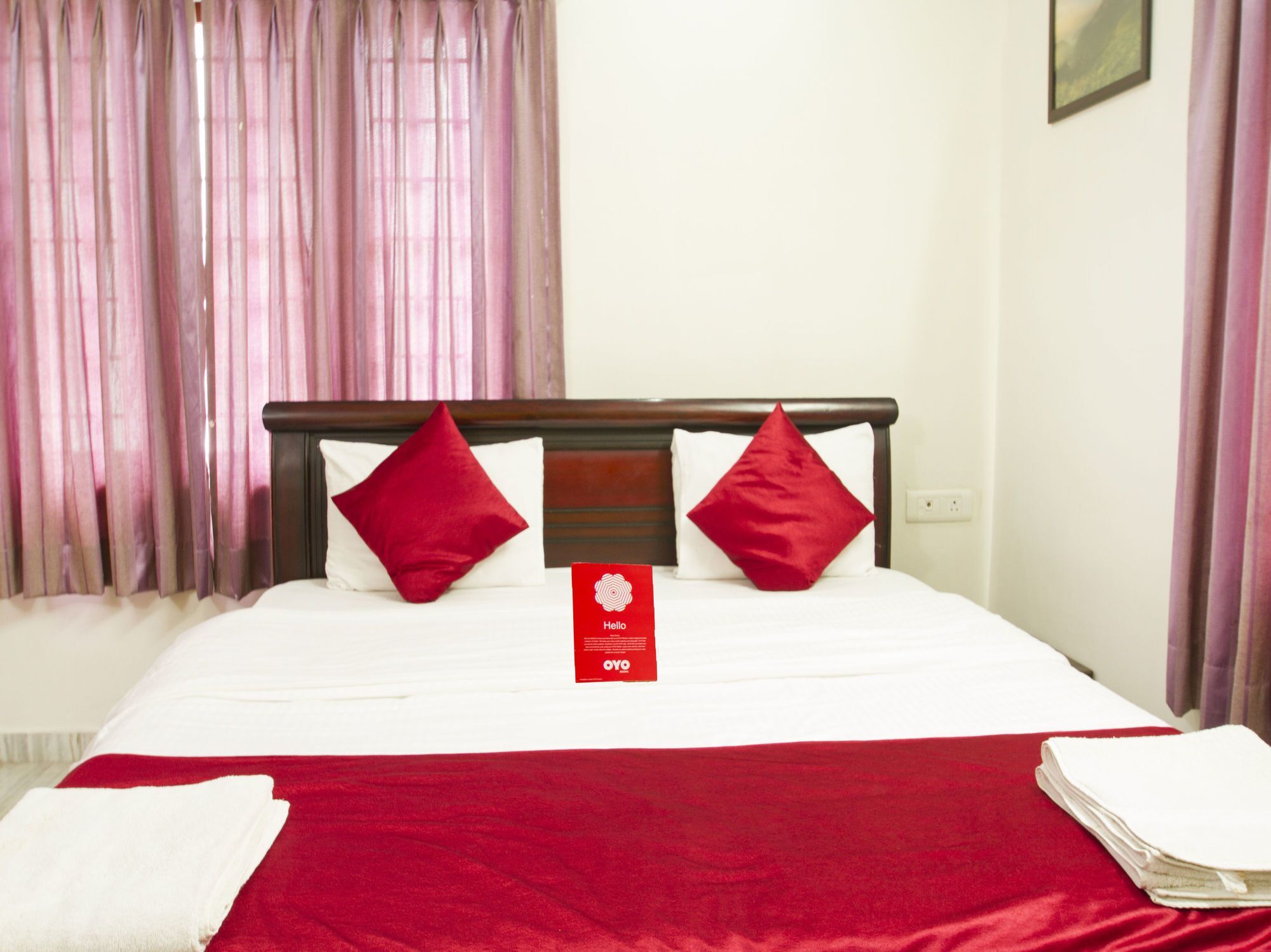 Oyo 7322 Near Apollo Hospital Jubilee Hills Hyderabad
