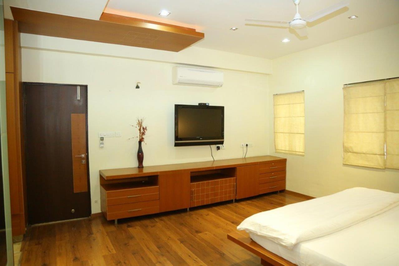 Swan Madhapur Bed & Breakfast