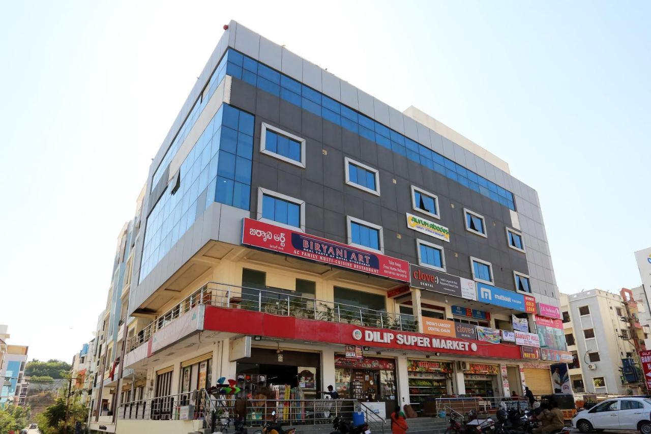 Hotel Oyo 6661 Aurum Abode