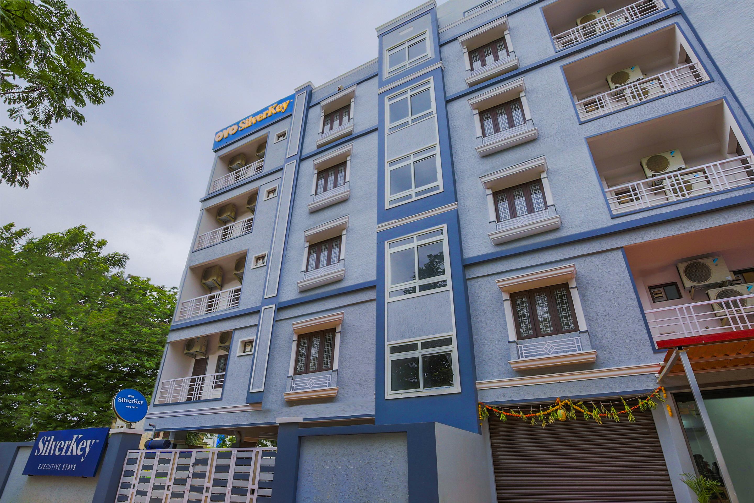Silverkey Executive 24138 Nallagandla 3* Hyderabad